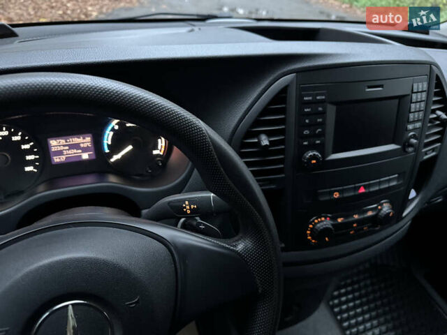 Сірий Мерседес eVito, об'ємом двигуна 0 л та пробігом 32 тис. км за 16500 $, фото 25 на Automoto.ua