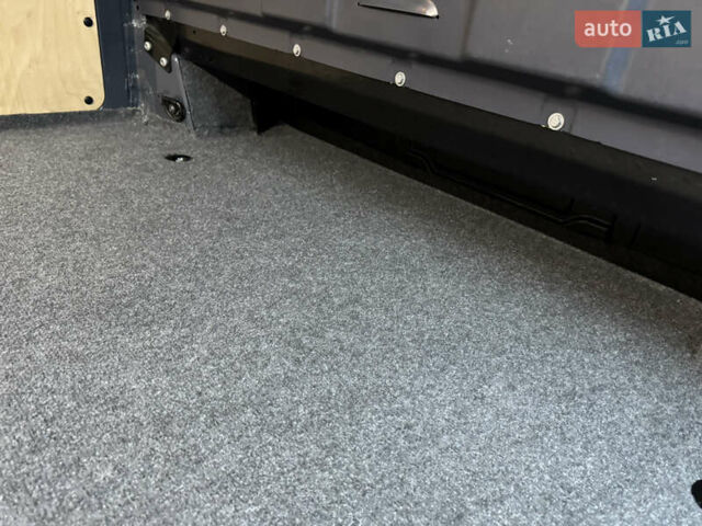 Сірий Мерседес eVito, об'ємом двигуна 0 л та пробігом 32 тис. км за 16500 $, фото 32 на Automoto.ua