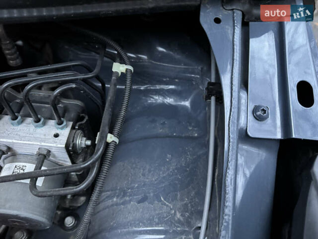 Сірий Мерседес eVito, об'ємом двигуна 0 л та пробігом 32 тис. км за 16500 $, фото 17 на Automoto.ua