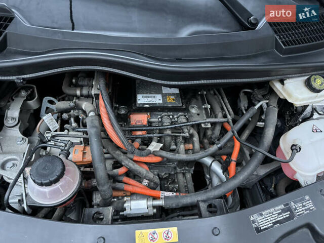 Сірий Мерседес eVito, об'ємом двигуна 0 л та пробігом 32 тис. км за 16500 $, фото 15 на Automoto.ua