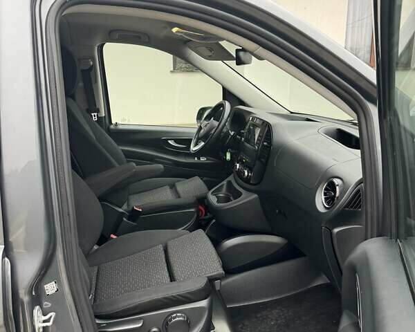 Серый Мерседес eVito, объемом двигателя 0 л и пробегом 45 тыс. км за 34900 $, фото 14 на Automoto.ua