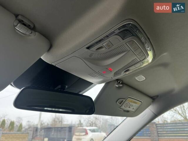 Серый Мерседес eVito, объемом двигателя 0 л и пробегом 45 тыс. км за 34900 $, фото 22 на Automoto.ua