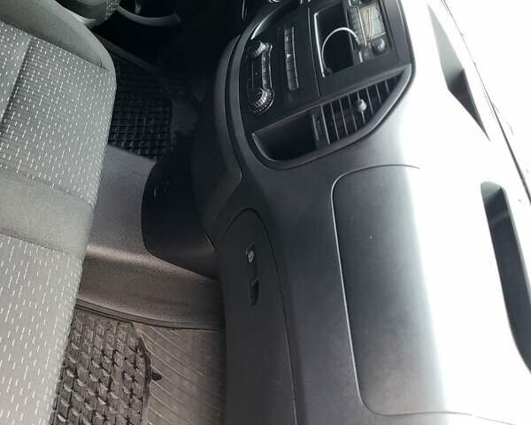 Синий Мерседес eVito, объемом двигателя 0 л и пробегом 47 тыс. км за 15600 $, фото 14 на Automoto.ua