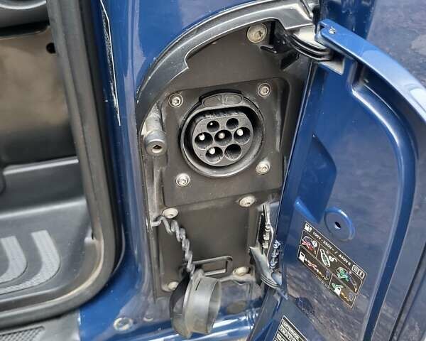 Синій Мерседес eVito, об'ємом двигуна 0 л та пробігом 47 тис. км за 21000 $, фото 4 на Automoto.ua