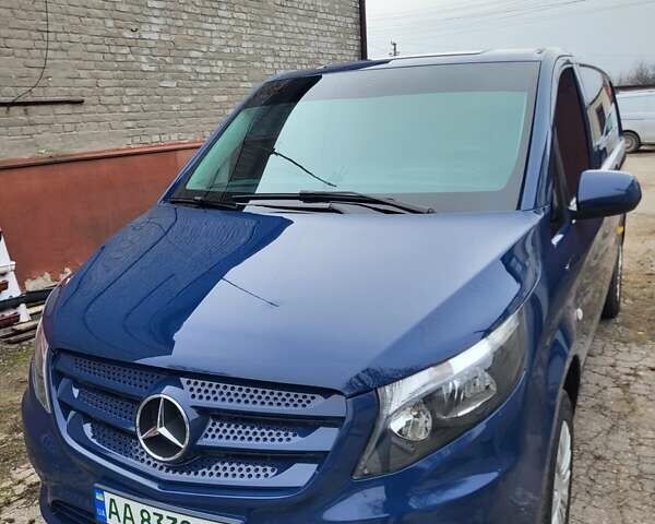 Синий Мерседес eVito, объемом двигателя 0 л и пробегом 47 тыс. км за 15600 $, фото 5 на Automoto.ua