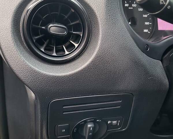 Синій Мерседес eVito, об'ємом двигуна 0 л та пробігом 47 тис. км за 21000 $, фото 31 на Automoto.ua
