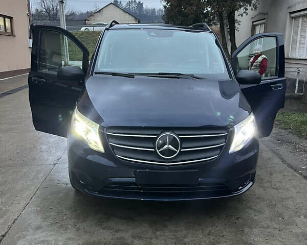 Синий Мерседес eVito, объемом двигателя 0 л и пробегом 89 тыс. км за 29999 $, фото 10 на Automoto.ua