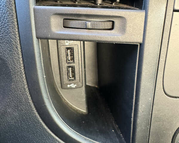 Зеленый Мерседес eVito, объемом двигателя 0 л и пробегом 17 тыс. км за 32800 $, фото 26 на Automoto.ua