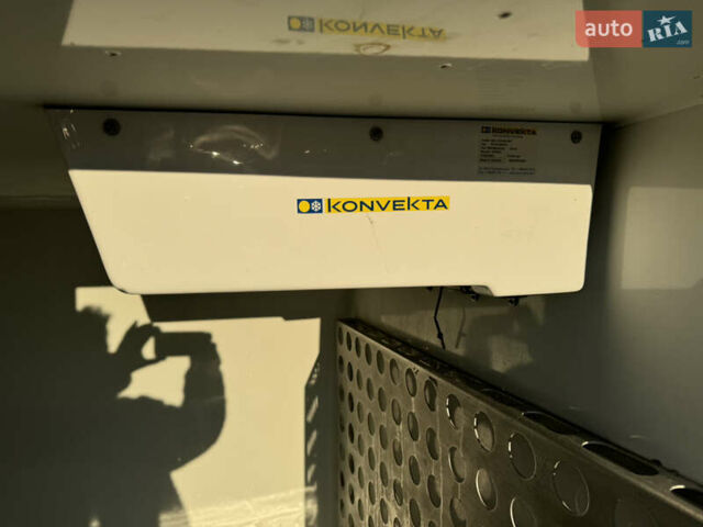 Зеленый Мерседес eVito, объемом двигателя 0 л и пробегом 17 тыс. км за 32800 $, фото 19 на Automoto.ua