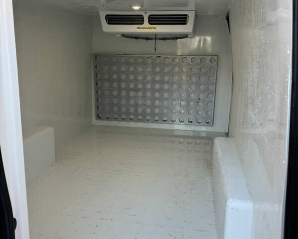 Зеленый Мерседес eVito, объемом двигателя 0 л и пробегом 17 тыс. км за 32800 $, фото 17 на Automoto.ua