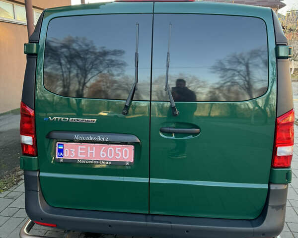 Зеленый Мерседес eVito, объемом двигателя 0 л и пробегом 17 тыс. км за 32800 $, фото 16 на Automoto.ua