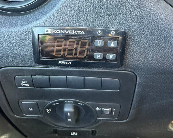 Зеленый Мерседес eVito, объемом двигателя 0 л и пробегом 17 тыс. км за 32800 $, фото 25 на Automoto.ua