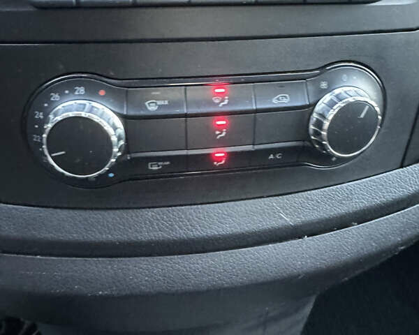 Зеленый Мерседес eVito, объемом двигателя 0 л и пробегом 17 тыс. км за 32800 $, фото 23 на Automoto.ua