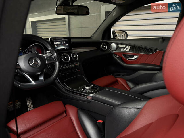 Белый Мерседес GLC-Class Coupe, объемом двигателя 2.14 л и пробегом 122 тыс. км за 33900 $, фото 19 на Automoto.ua