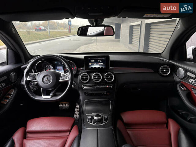 Белый Мерседес GLC-Class Coupe, объемом двигателя 2.14 л и пробегом 122 тыс. км за 33900 $, фото 18 на Automoto.ua