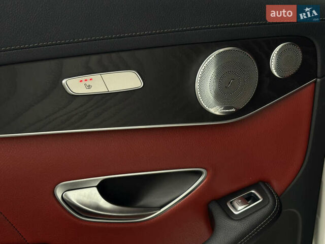 Белый Мерседес GLC-Class Coupe, объемом двигателя 2.14 л и пробегом 122 тыс. км за 33900 $, фото 31 на Automoto.ua