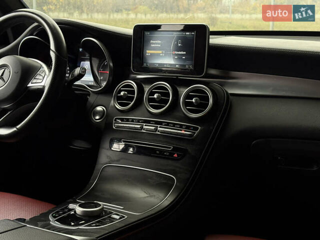 Белый Мерседес GLC-Class Coupe, объемом двигателя 2.14 л и пробегом 122 тыс. км за 33900 $, фото 22 на Automoto.ua