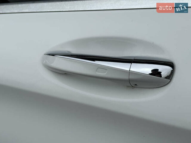 Белый Мерседес GLC-Class Coupe, объемом двигателя 2.14 л и пробегом 122 тыс. км за 33900 $, фото 32 на Automoto.ua