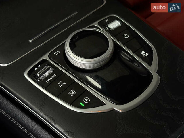 Белый Мерседес GLC-Class Coupe, объемом двигателя 2.14 л и пробегом 122 тыс. км за 33900 $, фото 26 на Automoto.ua