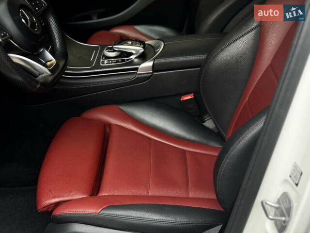 Білий Мерседес GLC-Class Coupe, об'ємом двигуна 2.2 л та пробігом 115 тис. км за 37500 $, фото 9 на Automoto.ua