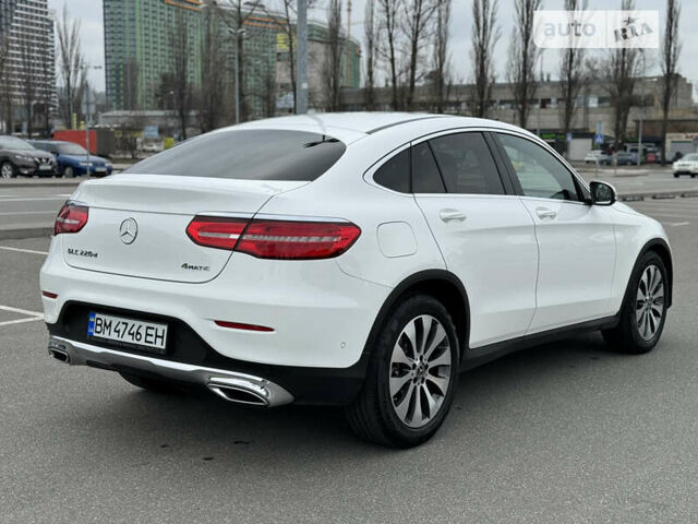 Білий Мерседес GLC-Class Coupe, об'ємом двигуна 2.14 л та пробігом 138 тис. км за 36500 $, фото 15 на Automoto.ua