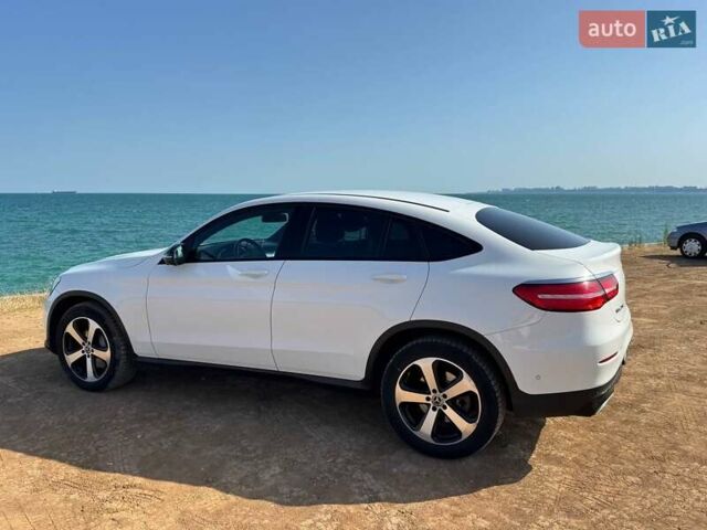 Білий Мерседес GLC-Class Coupe, об'ємом двигуна 2.2 л та пробігом 89 тис. км за 41000 $, фото 2 на Automoto.ua