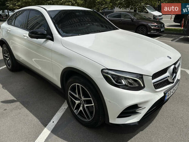 Білий Мерседес GLC-Class Coupe, об'ємом двигуна 2.1 л та пробігом 124 тис. км за 40000 $, фото 1 на Automoto.ua
