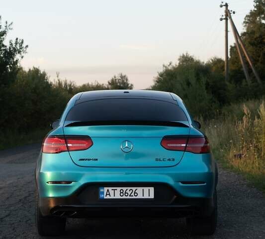 Белый Мерседес GLC-Class Coupe, объемом двигателя 3 л и пробегом 80 тыс. км за 43500 $, фото 2 на Automoto.ua