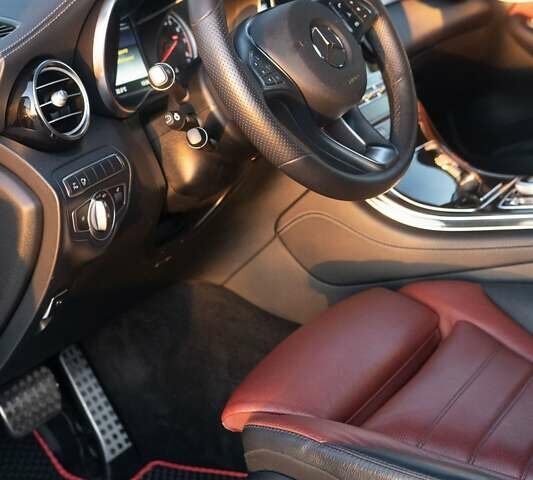 Белый Мерседес GLC-Class Coupe, объемом двигателя 3 л и пробегом 80 тыс. км за 43999 $, фото 59 на Automoto.ua