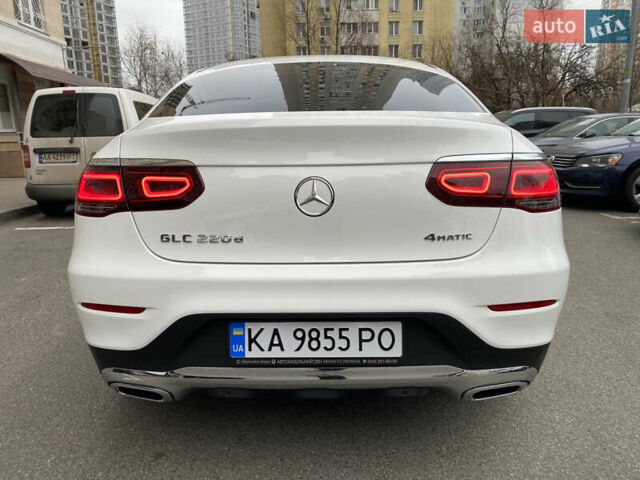 Белый Мерседес GLC-Class Coupe, объемом двигателя 1.95 л и пробегом 85 тыс. км за 45900 $, фото 5 на Automoto.ua