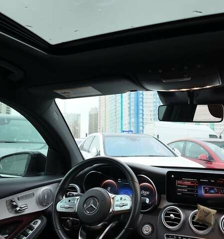 Білий Мерседес GLC-Class Coupe, об'ємом двигуна 1.99 л та пробігом 133 тис. км за 44900 $, фото 6 на Automoto.ua