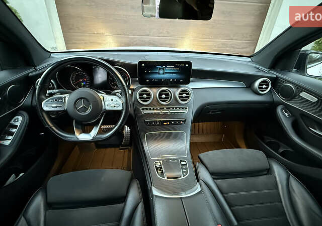 Белый Мерседес GLC-Class Coupe, объемом двигателя 2 л и пробегом 114 тыс. км за 48700 $, фото 25 на Automoto.ua