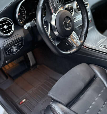 Белый Мерседес GLC-Class Coupe, объемом двигателя 2 л и пробегом 114 тыс. км за 48700 $, фото 28 на Automoto.ua