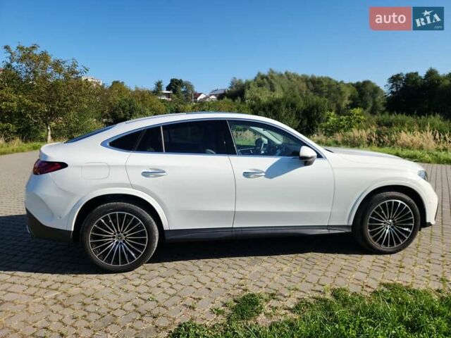 Белый Мерседес GLC-Class Coupe, объемом двигателя 1.99 л и пробегом 13 тыс. км за 93000 $, фото 6 на Automoto.ua