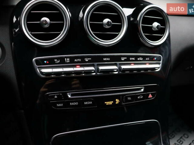 Чорний Мерседес GLC-Class Coupe, об'ємом двигуна 2.2 л та пробігом 127 тис. км за 38900 $, фото 28 на Automoto.ua