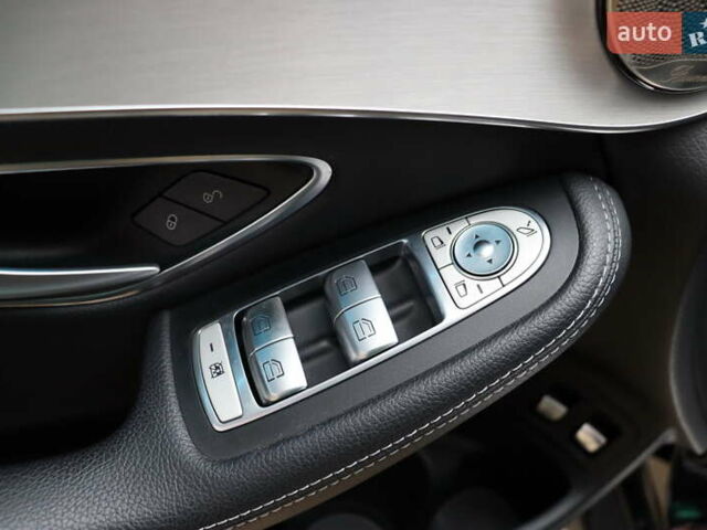 Чорний Мерседес GLC-Class Coupe, об'ємом двигуна 2.2 л та пробігом 127 тис. км за 38900 $, фото 12 на Automoto.ua