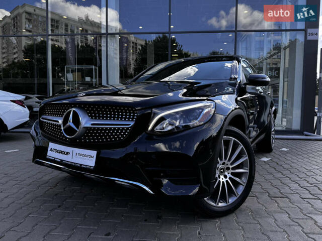 Черный Мерседес GLC-Class Coupe, объемом двигателя 2 л и пробегом 97 тыс. км за 37300 $, фото 2 на Automoto.ua