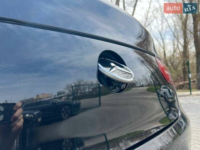 Черный Мерседес GLC-Class Coupe, объемом двигателя 2.99 л и пробегом 253 тыс. км за 39900 $, фото 7 на Automoto.ua