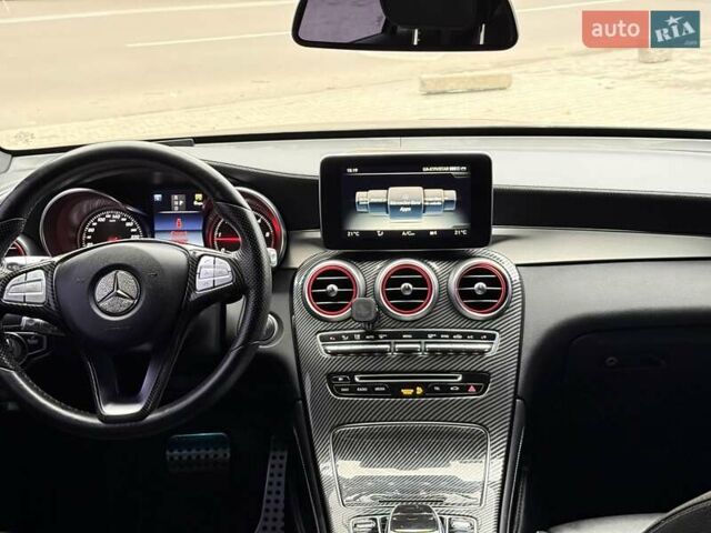 Черный Мерседес GLC-Class Coupe, объемом двигателя 2.2 л и пробегом 124 тыс. км за 38500 $, фото 14 на Automoto.ua