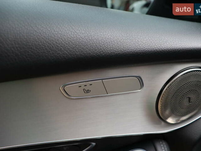 Чорний Мерседес GLC-Class Coupe, об'ємом двигуна 2.2 л та пробігом 127 тис. км за 38900 $, фото 13 на Automoto.ua