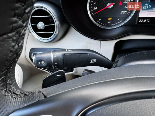 Черный Мерседес GLC-Class Coupe, объемом двигателя 2 л и пробегом 97 тыс. км за 37300 $, фото 25 на Automoto.ua