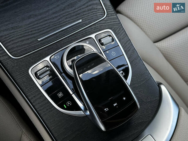 Черный Мерседес GLC-Class Coupe, объемом двигателя 2 л и пробегом 97 тыс. км за 37300 $, фото 33 на Automoto.ua