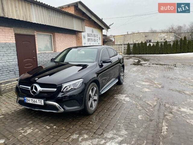 Чорний Мерседес GLC-Class Coupe, об'ємом двигуна 1.99 л та пробігом 140 тис. км за 39500 $, фото 9 на Automoto.ua