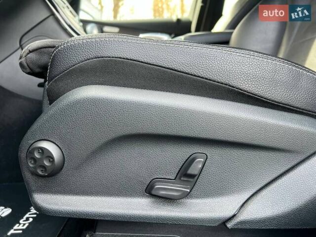 Черный Мерседес GLC-Class Coupe, объемом двигателя 2.99 л и пробегом 253 тыс. км за 39900 $, фото 16 на Automoto.ua