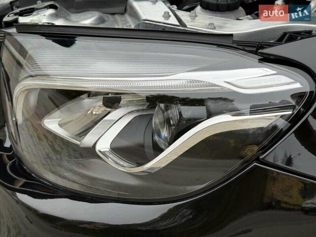 Черный Мерседес GLC-Class Coupe, объемом двигателя 2.2 л и пробегом 124 тыс. км за 38500 $, фото 30 на Automoto.ua