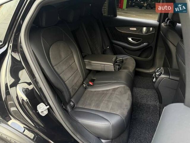 Чорний Мерседес GLC-Class Coupe, об'ємом двигуна 2.14 л та пробігом 176 тис. км за 38990 $, фото 13 на Automoto.ua