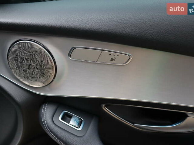 Чорний Мерседес GLC-Class Coupe, об'ємом двигуна 2.2 л та пробігом 127 тис. км за 38900 $, фото 50 на Automoto.ua