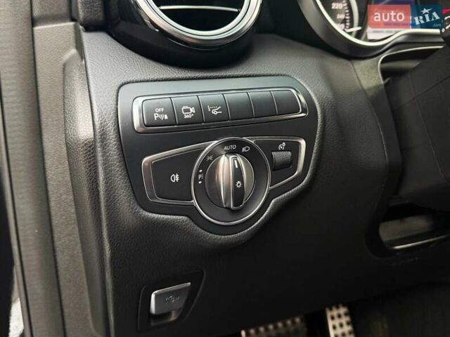 Чорний Мерседес GLC-Class Coupe, об'ємом двигуна 2.14 л та пробігом 176 тис. км за 38990 $, фото 15 на Automoto.ua