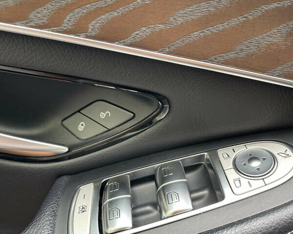 Черный Мерседес GLC-Class Coupe, объемом двигателя 1.99 л и пробегом 114 тыс. км за 33000 $, фото 16 на Automoto.ua