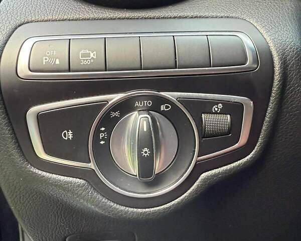 Черный Мерседес GLC-Class Coupe, объемом двигателя 1.99 л и пробегом 150 тыс. км за 44000 $, фото 8 на Automoto.ua